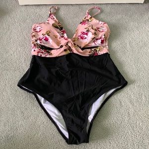 New floral swimsuit